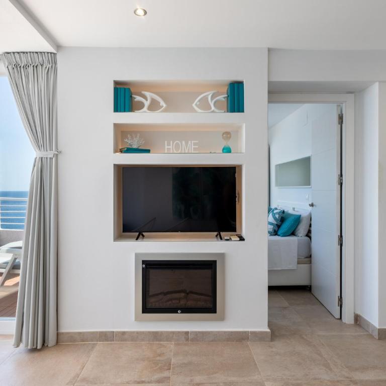 Benidorm primera linea playa poniente El Velero - Apartamento de 2 dormitorios con terraza y vistas al mar - 7