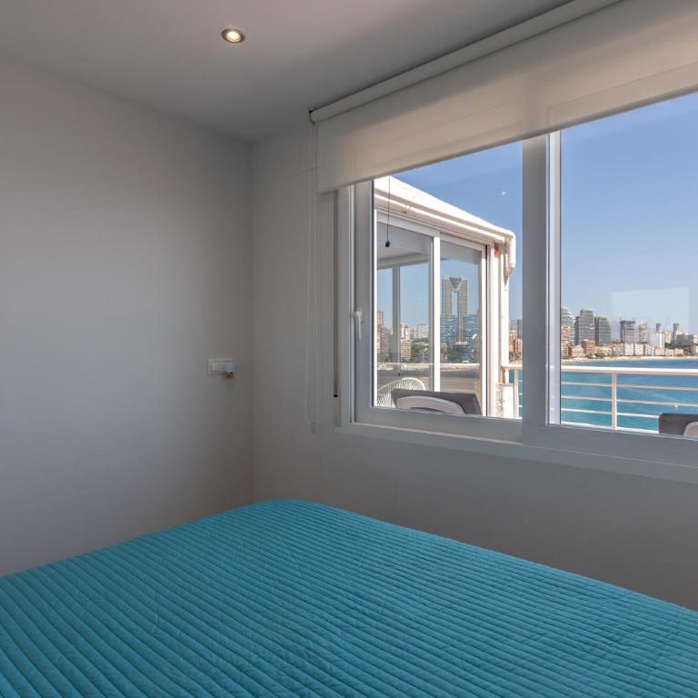Benidorm primera linea playa poniente El Velero - Apartamento de 2 dormitorios con terraza y vistas al mar - 17