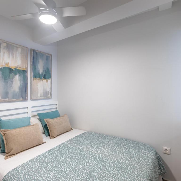 Benidorm primera linea playa poniente El Velero - Apartamento de 2 dormitorios con terraza y vistas al mar - 19