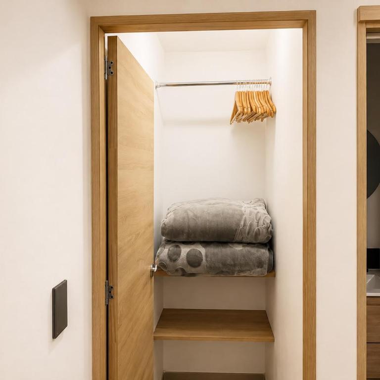 Opaal Hotel Boutique - Family Room with Private Bathroom - 4
