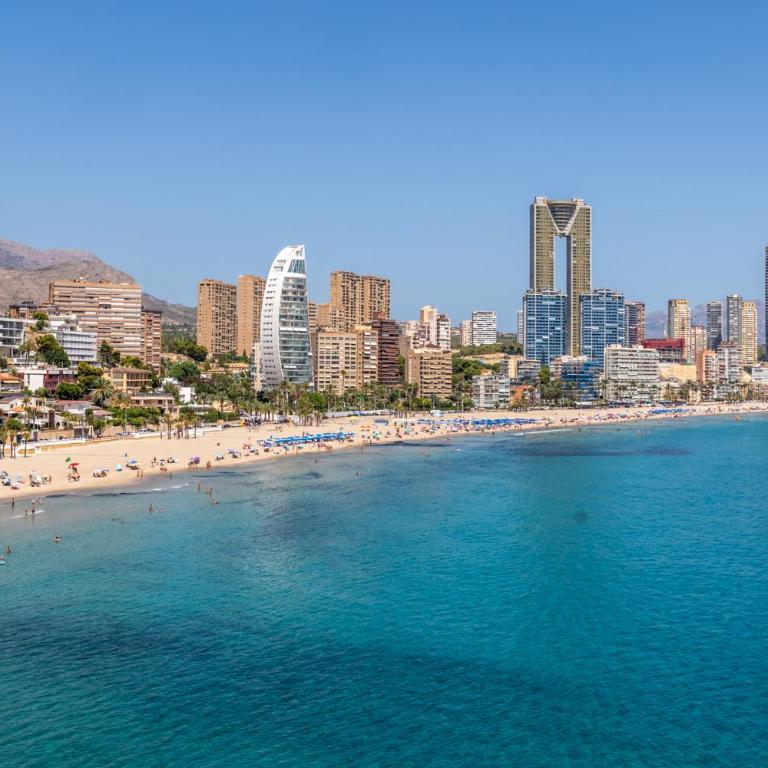 Benidorm primera linea playa poniente El Velero - Apartamento de 2 dormitorios con terraza y vistas al mar - 29