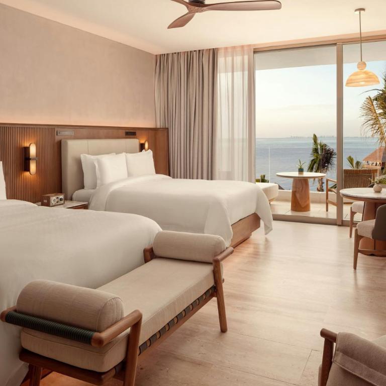 The St. Regis Costa Mujeres Resort, Cancun - Habitación Deluxe con terraza y vistas al mar - 2 camas grandes - 1