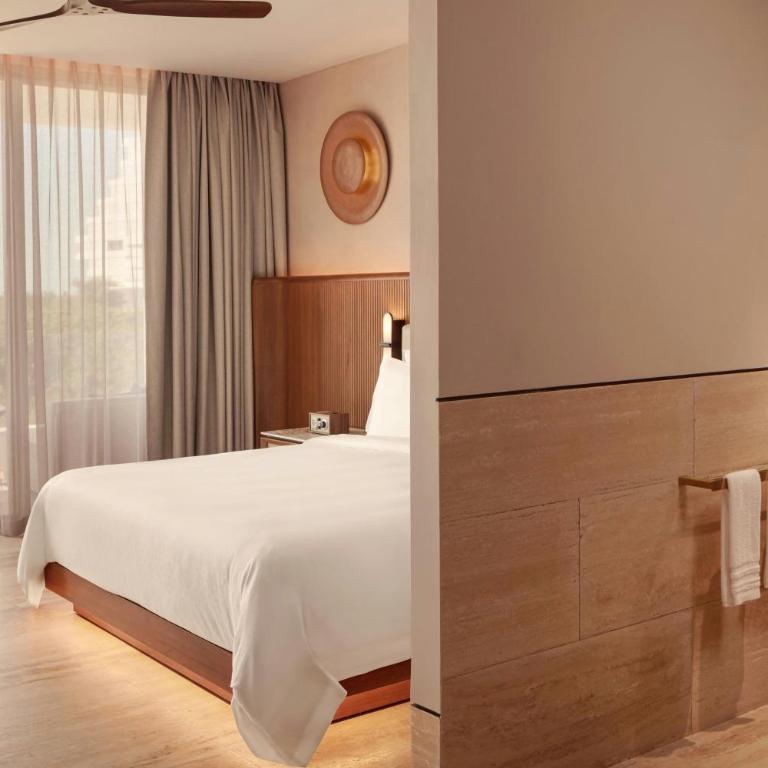 The St. Regis Costa Mujeres Resort, Cancun - Deluxe King Room with Mangrove View and Terrace - 8
