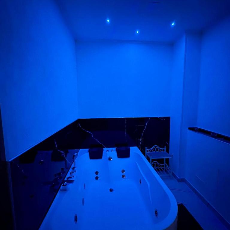 Vallata San Leonardo - King Room with Spa Bath - 30
