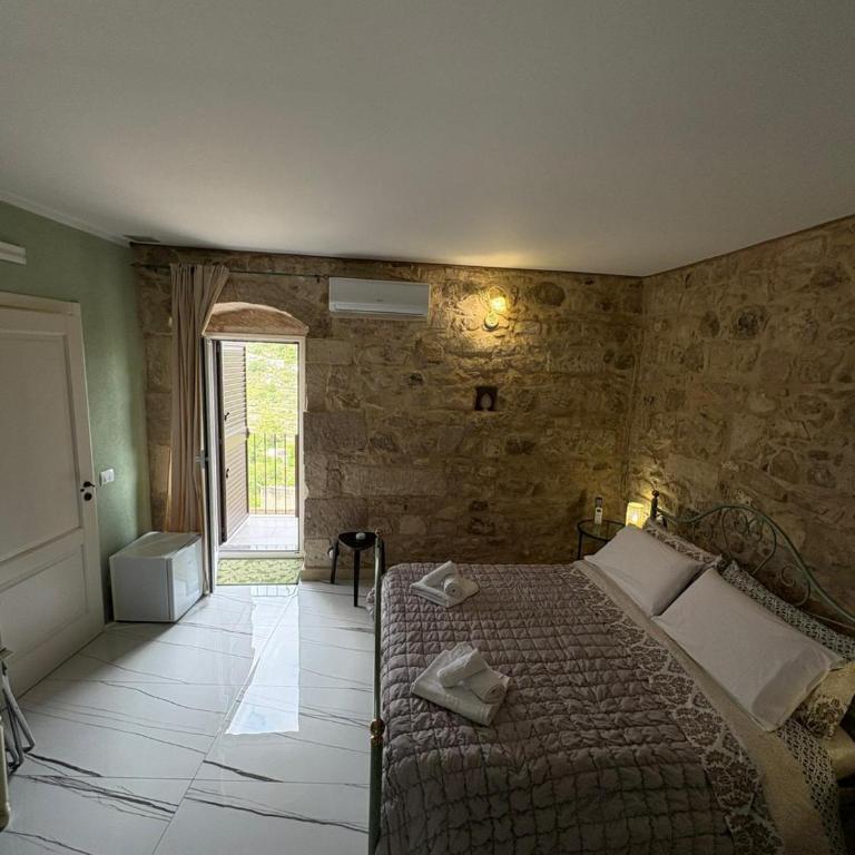 Vallata San Leonardo - King Room with Spa Bath - 43