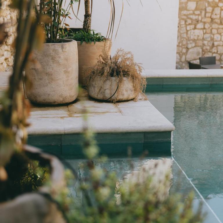 Authentique maison en pierre avec piscine aux portes d'Uzès - Villa 2 Chambres - 3