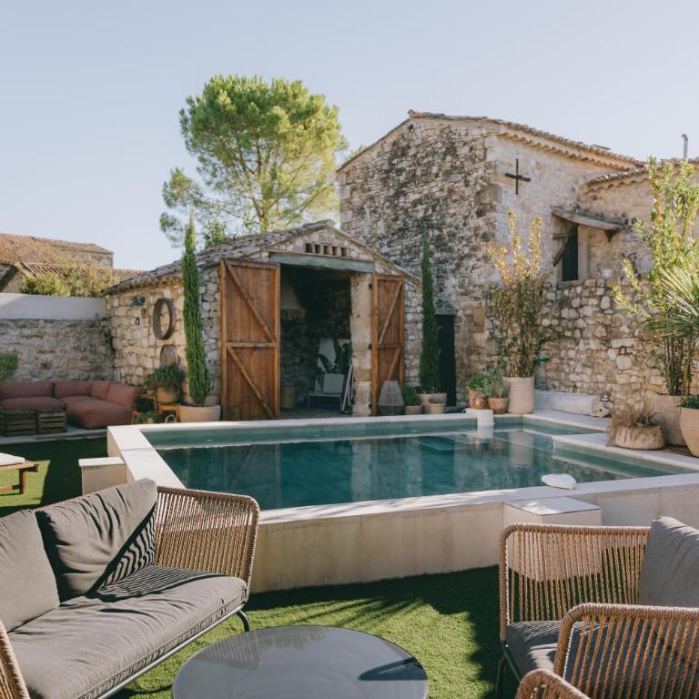 Authentique maison en pierre avec piscine aux portes d'Uzès - Villa 2 Chambres - 1