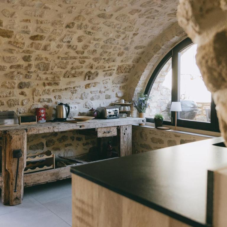 Authentique maison en pierre avec piscine aux portes d'Uzès - Villa 2 Chambres - 43