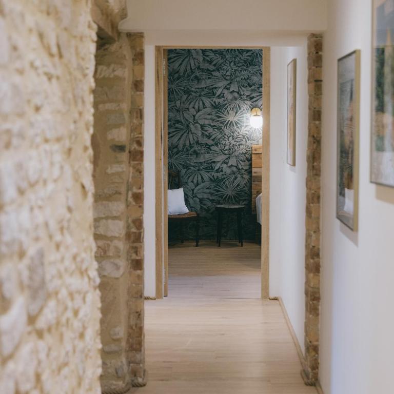 Authentique maison en pierre avec piscine aux portes d'Uzès - Villa 2 Chambres - 55