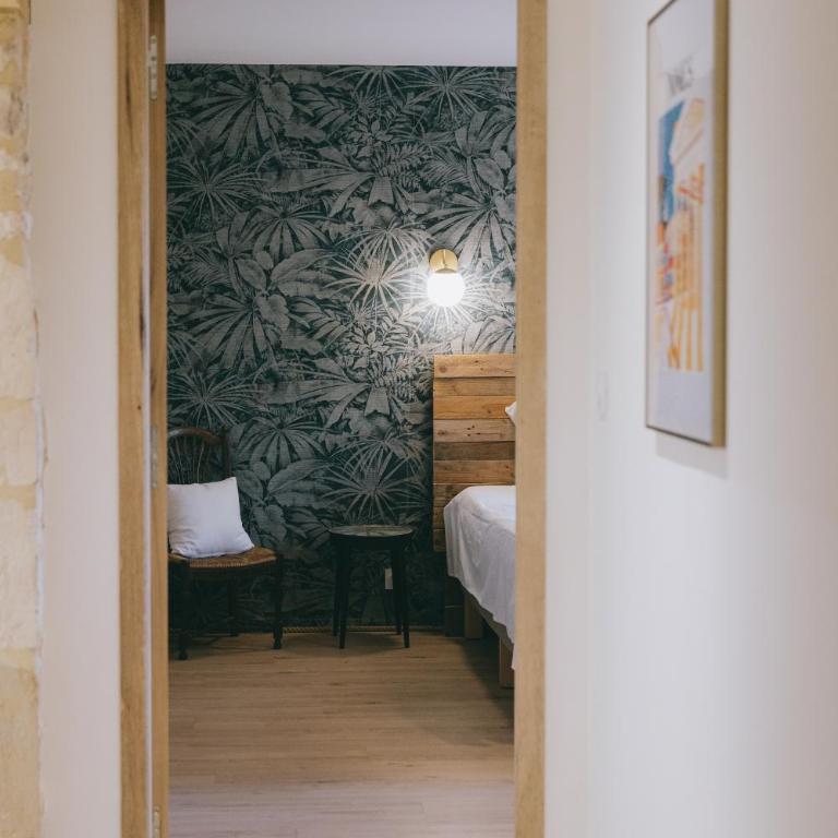 Authentique maison en pierre avec piscine aux portes d'Uzès - Villa 2 Chambres - 65