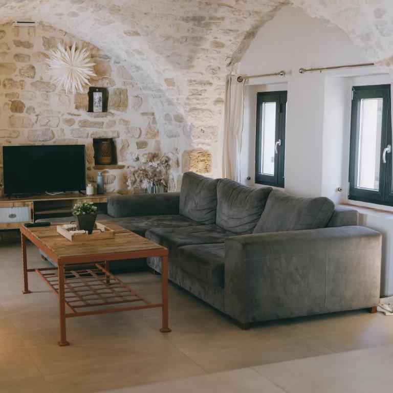Authentique maison en pierre avec piscine aux portes d'Uzès - Villa 2 Chambres - 29