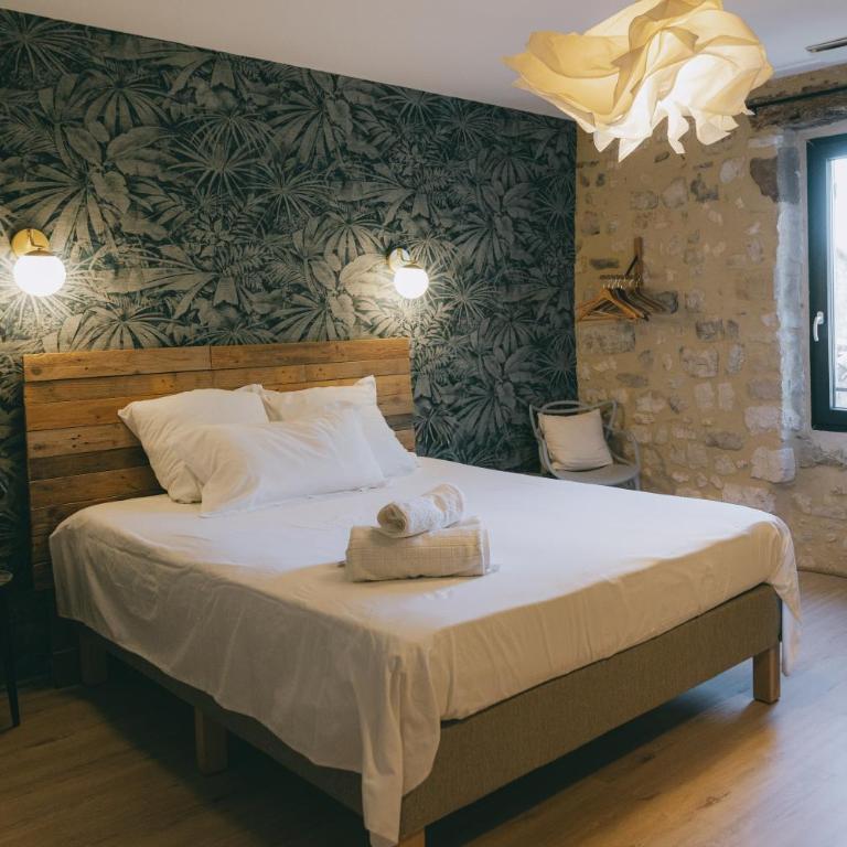 Authentique maison en pierre avec piscine aux portes d'Uzès - Villa 2 Chambres - 75