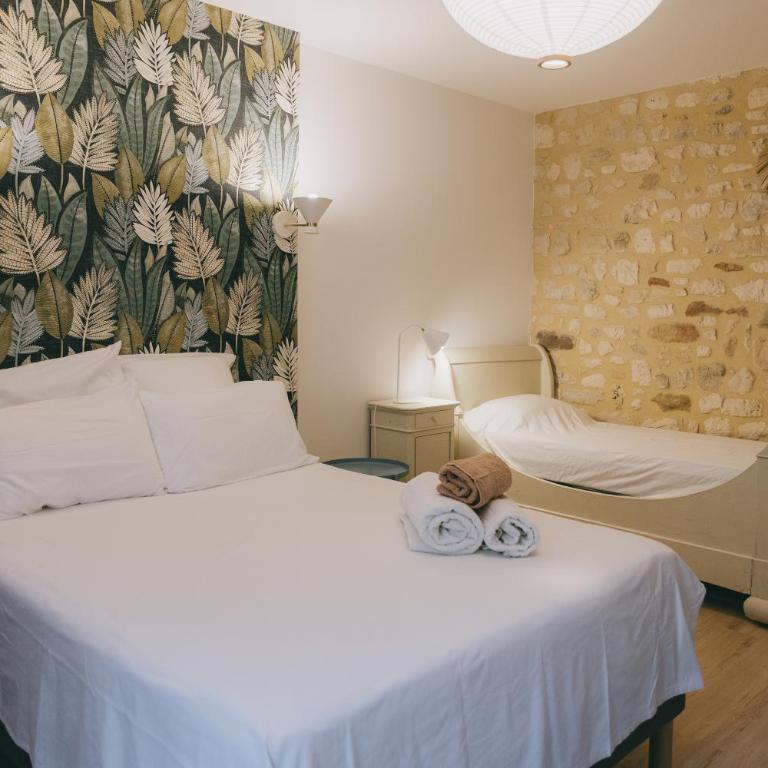 Authentique maison en pierre avec piscine aux portes d'Uzès - Villa 2 Chambres - 85