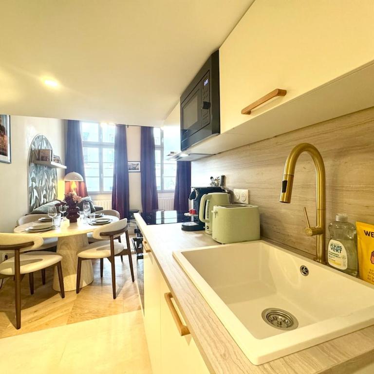 Célestine Suite - Lyon Place Bellecour - Apartamento de 2 dormitorios - 17