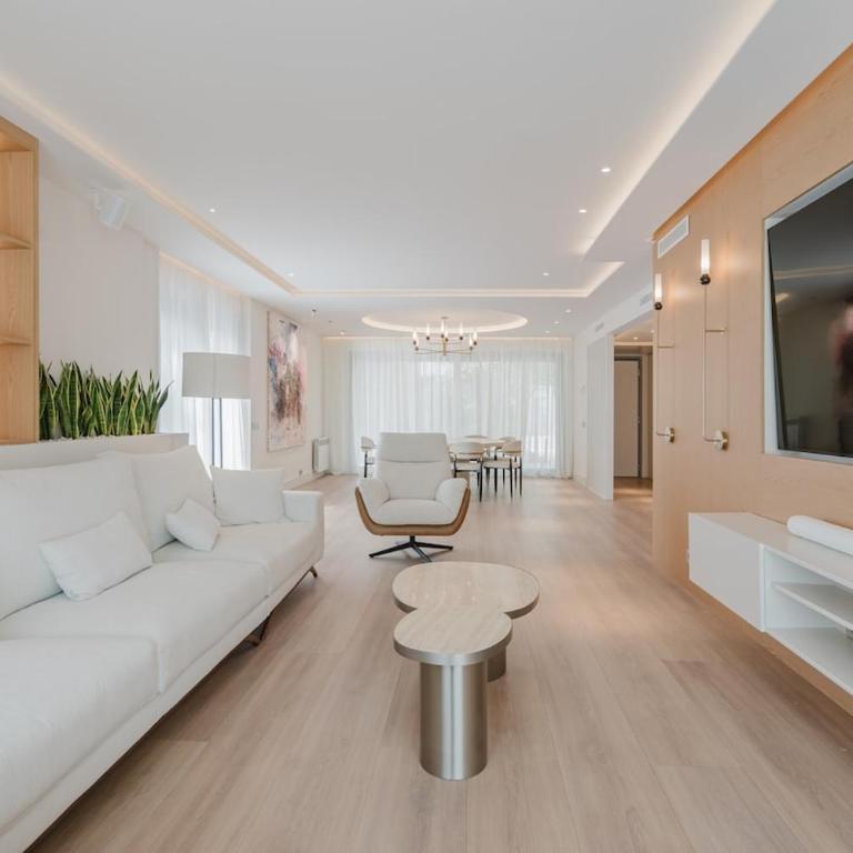 Amazing Villa Madrid - Villa - 9