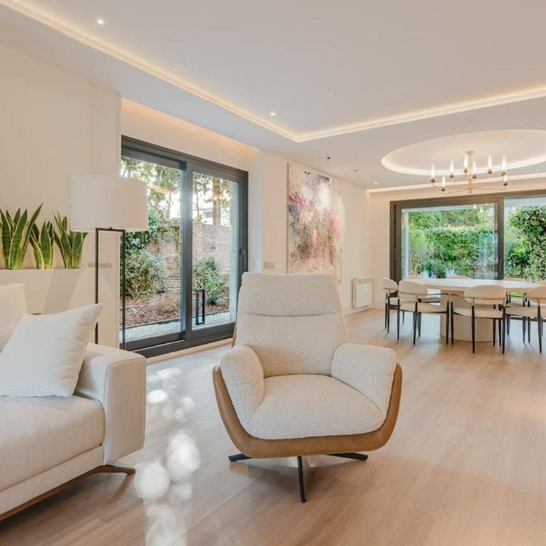 Amazing Villa Madrid - Villa - 31