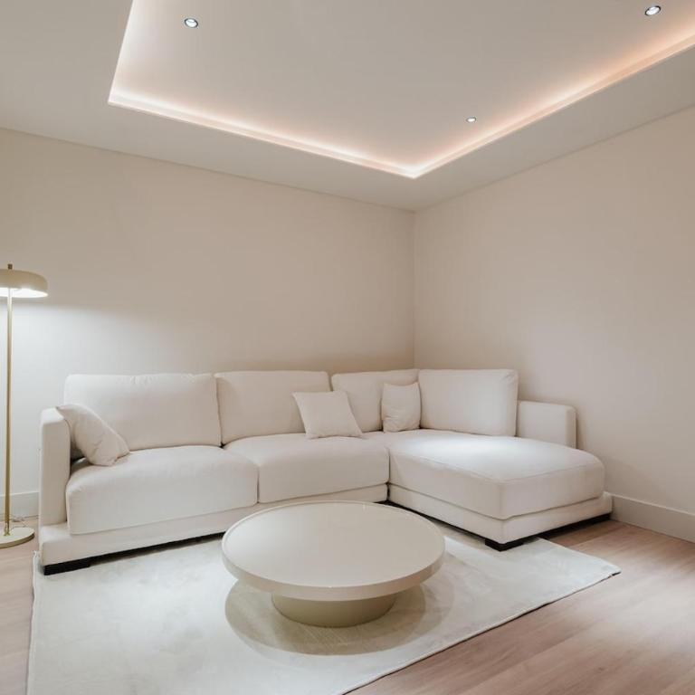 Amazing Villa Madrid - Villa - 41