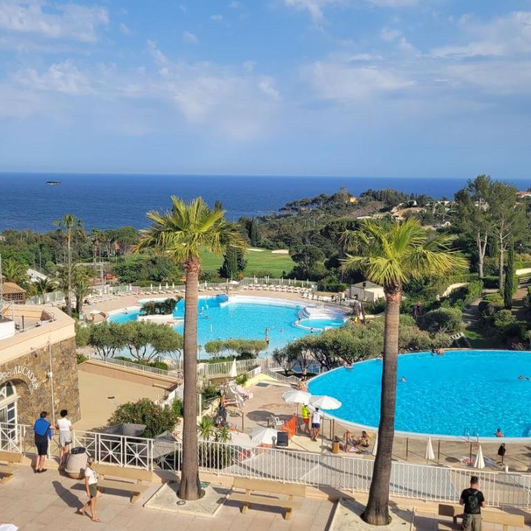 Cap Mer et Soleil - Appartement 4 Pièces - 28