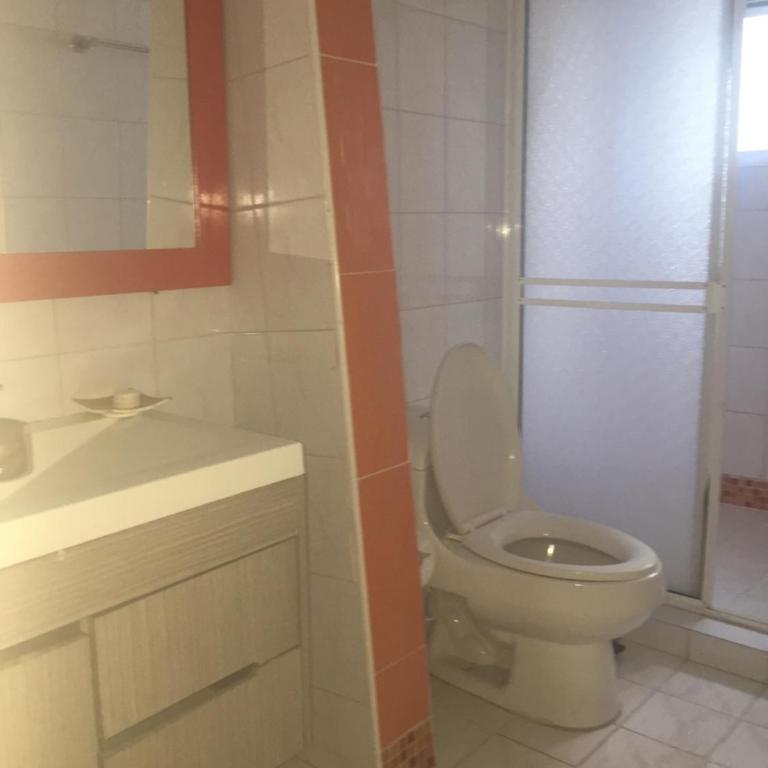 Apartamento en Cartagena, cerca al mar, edificio Nuevo Conquistador - Apartment with Lake View - 12