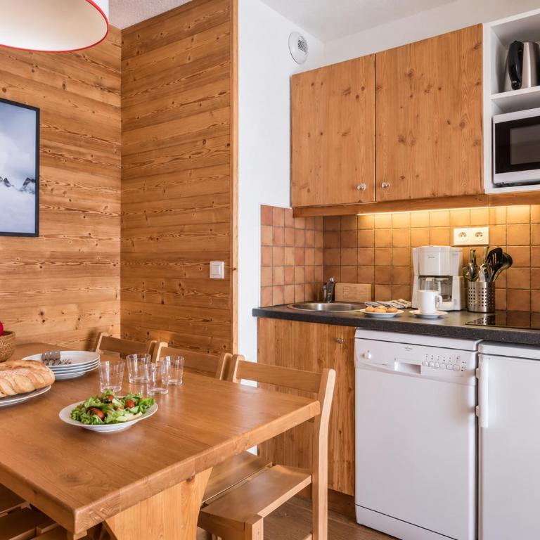 Appartements 4 et 6 personnes Résidence Les Sentiers du Tueda Meribel - Appartement 1 Chambre - 5