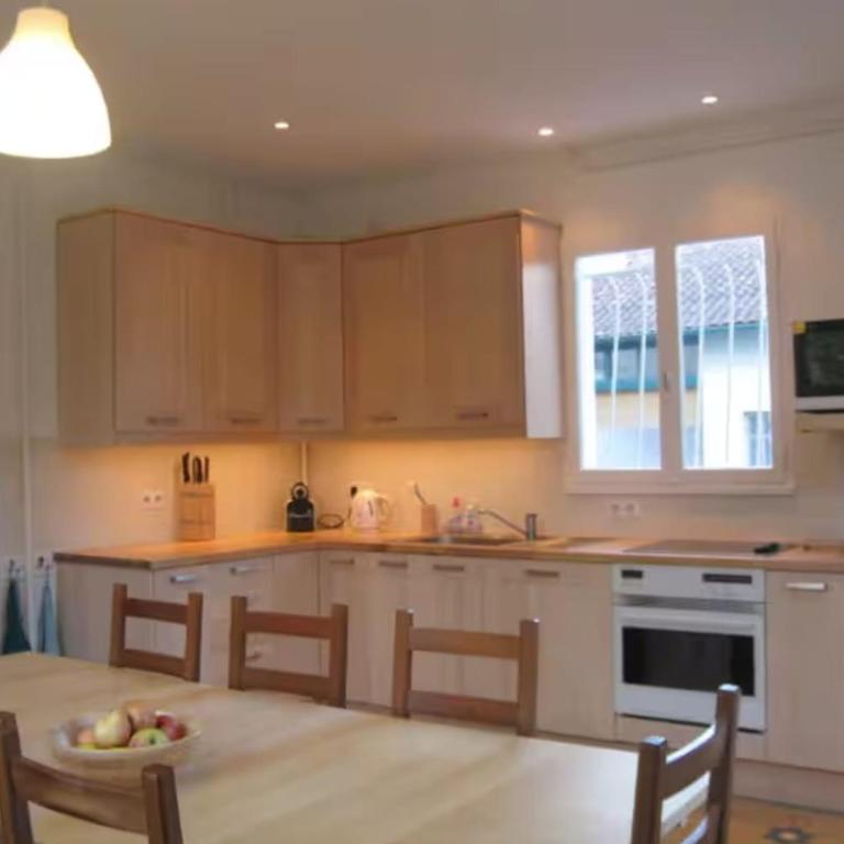 Large family villa 50m from the beach - Vacation Home - 5