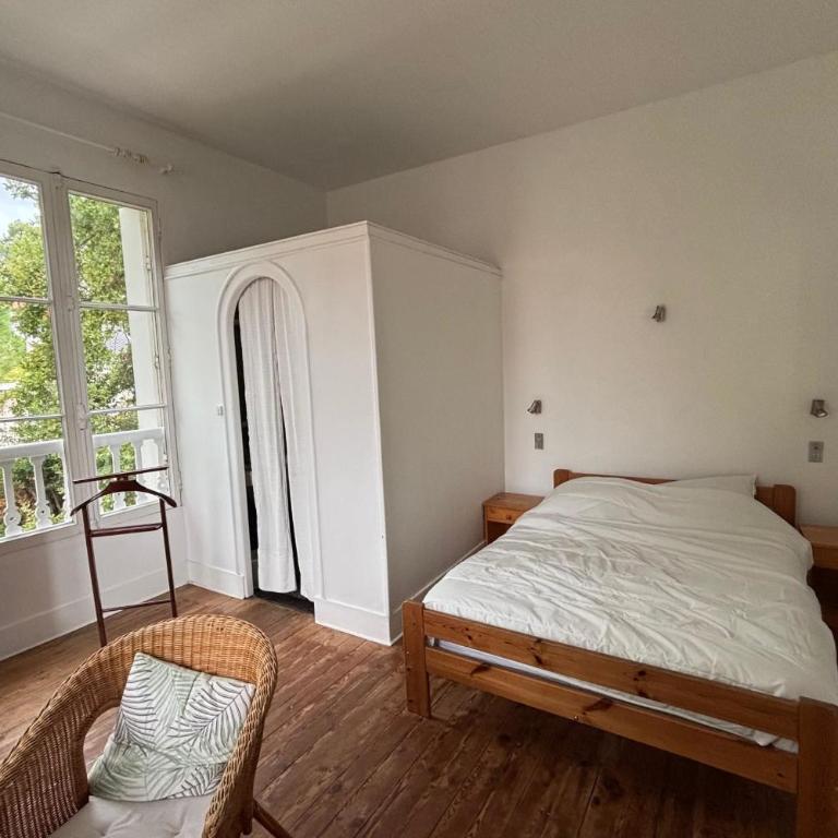 Large family villa 50m from the beach - Vacation Home - 9