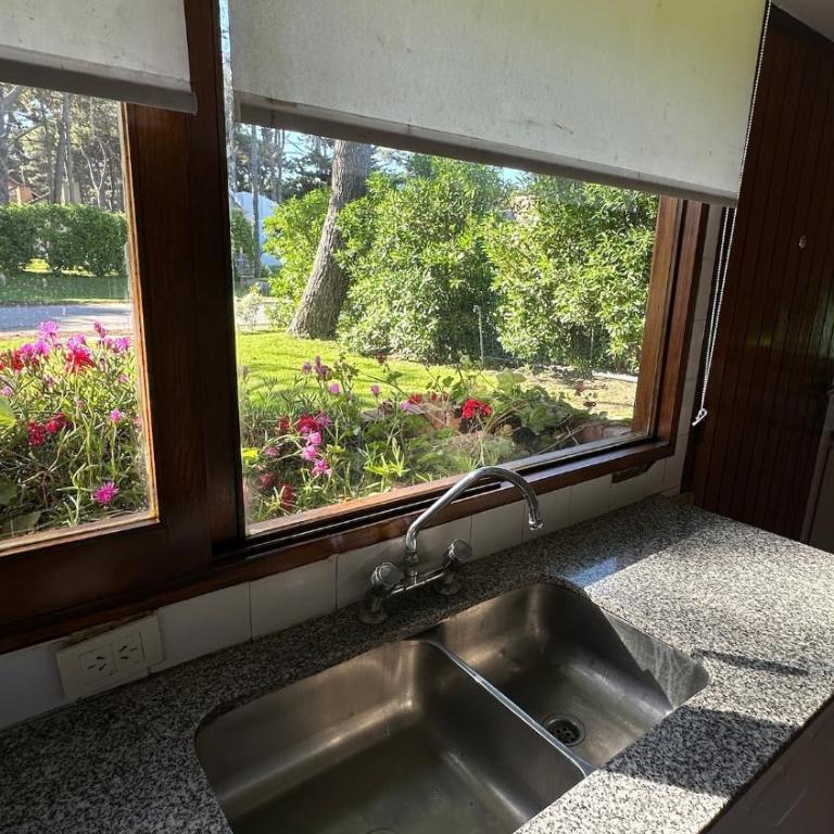 Casa a 200 metros del mar en plena naturaleza - Casa - 9