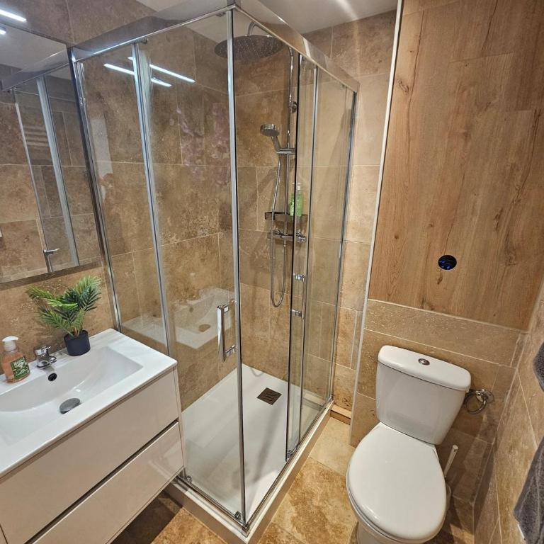 La Révolution, Bel Appartement Rénové Centre Historique climatisation - Standard Apartment - 10