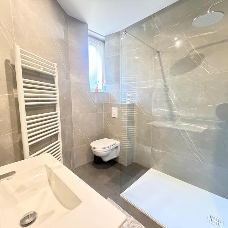 Metz 8 couchages 2 salle de bains, 2 wc 1terrasse - Apartment mit 2 Schlafzimmern - 21