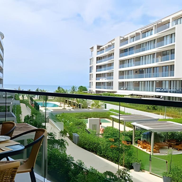 Tropical Paradise - New 2BR Apartment Morros Eos - Apartment with Sea View - 60