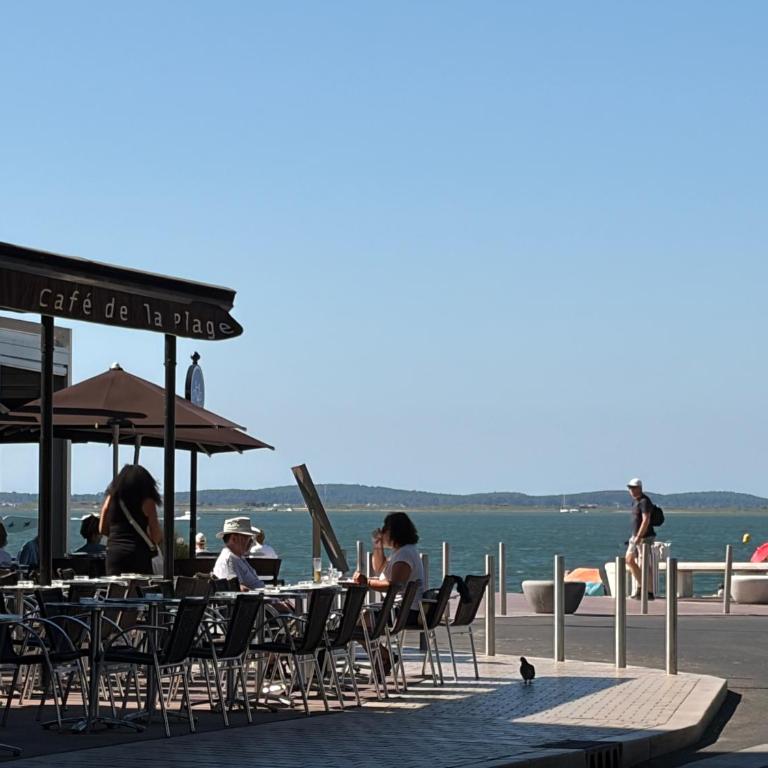 Arcachon Centre, Studio cabine vue mer accès plage - Estudio con vistas al mar - 24