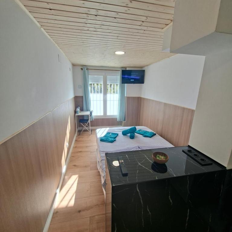 Isabel Guest House - Doppelzimmer mit eigenem Bad - 9