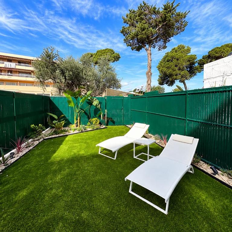 Riviera 1 ou Riviera 2 ou réservez les 2 Front de Mer Cagnes sur Mer Promenade de la plage - Appartement - Vue sur Jardin - 7