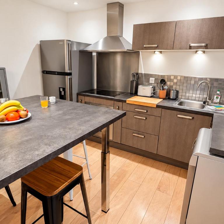CLIM - 1 ch 1 sdb - Duplex moderne - Appartement en Duplex - 14