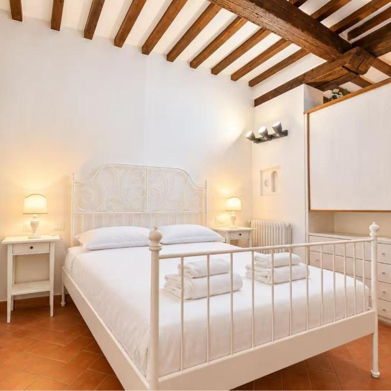 Borgo Allegri Apartment - One-Bedroom Apartment - 19