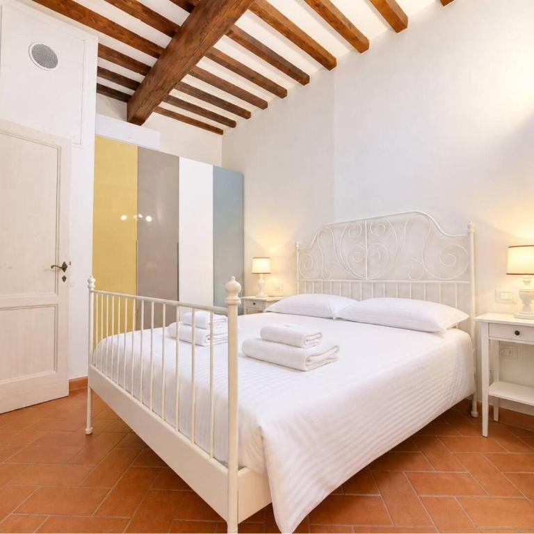 Borgo Allegri Apartment - One-Bedroom Apartment - 20