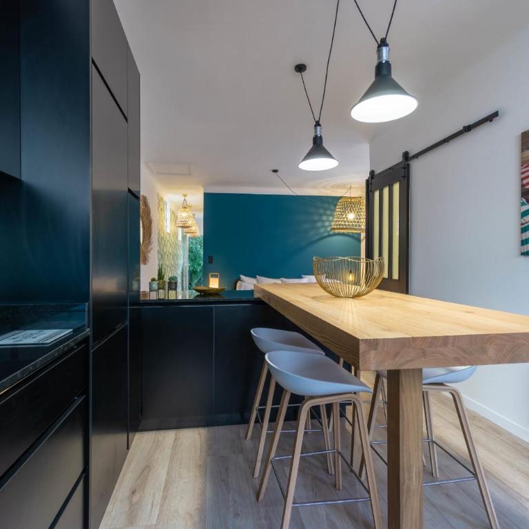 COCOON KEYWEEK Holiday House with lovely patio in Biarritz city center - Maison de Vacances - 10