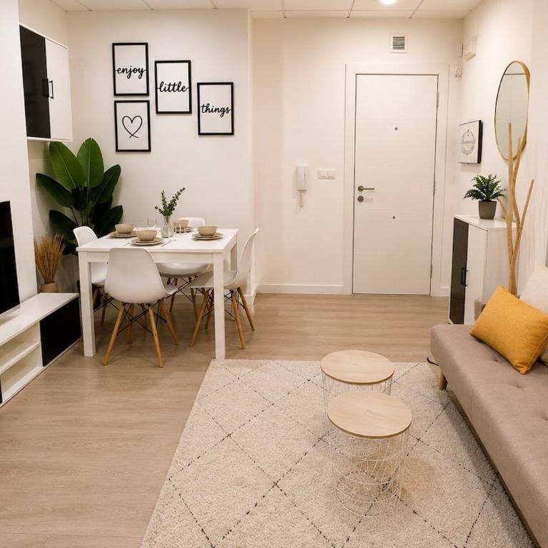 Hale del Mar Torrevieja - Two-Bedroom Apartment - 1
