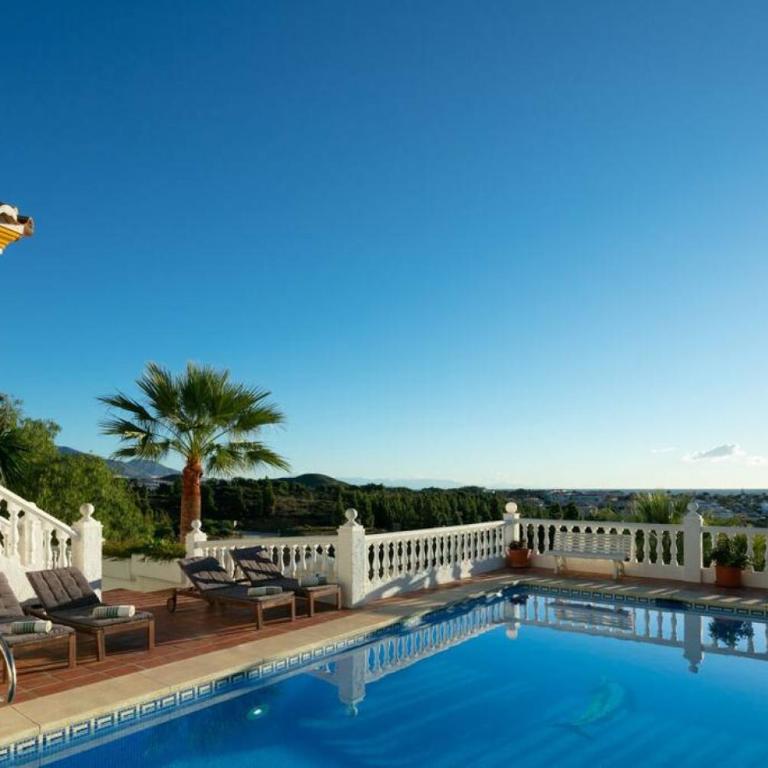 Large Family Villa 500m From Beach with Stunning Views - 6 bedroom Villa - 4