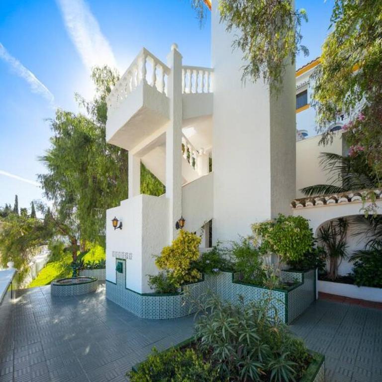 Large Family Villa 500m From Beach with Stunning Views - 6 bedroom Villa - 31