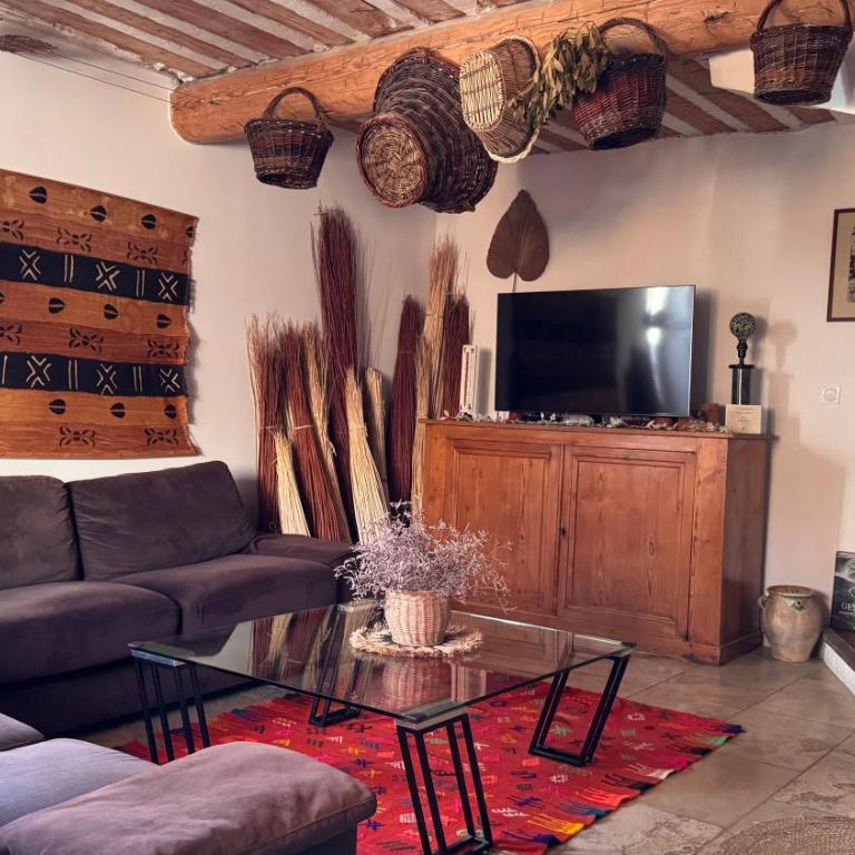 Maison de village au pied du Ventoux avec bassin - Maison 3 Chambres - 8