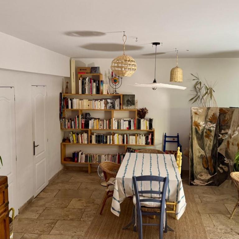 Maison de village au pied du Ventoux avec bassin - Maison 3 Chambres - 13