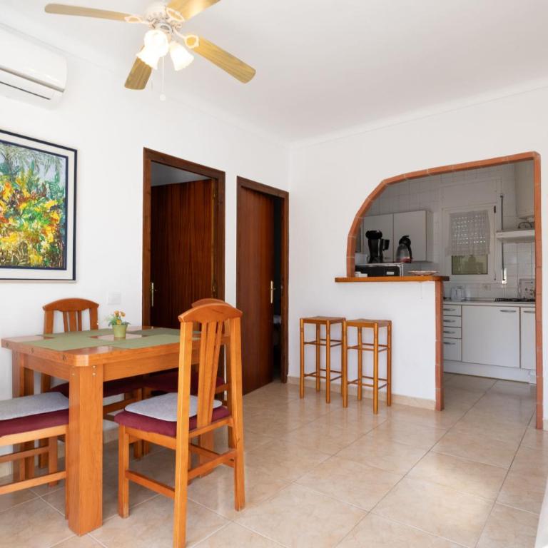 WELCS APARTAMENTOS FALCONERA con piscina - Apartamento - 5