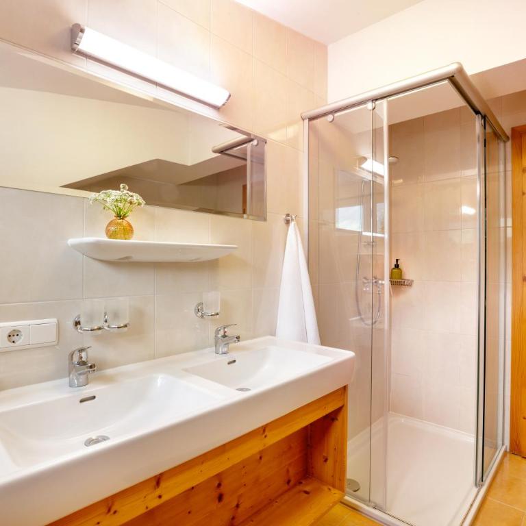 Apartmenthaus Ferdinand - Apartamento de 3 dormitorios con vistas a las montañas - 8