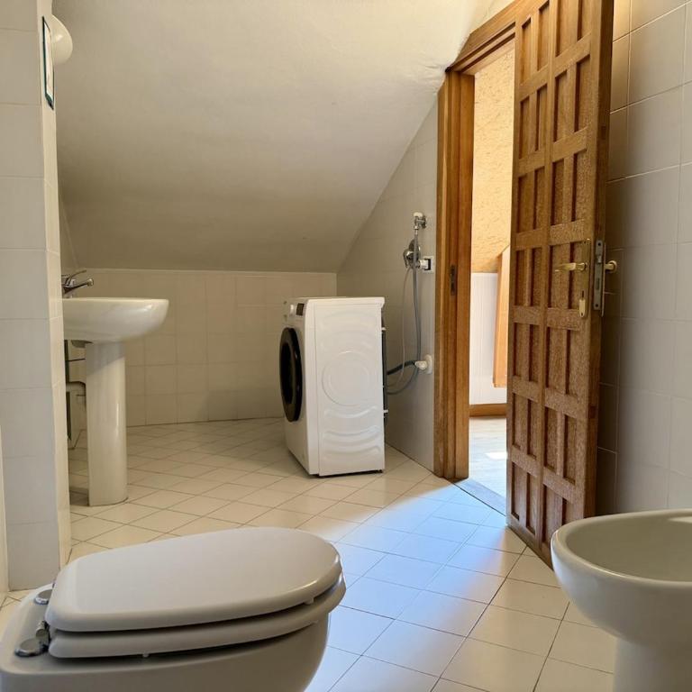 HOST4U IMperia MaAdel s Nest in the City Center - Appartamento con 2 Camere da Letto - 3