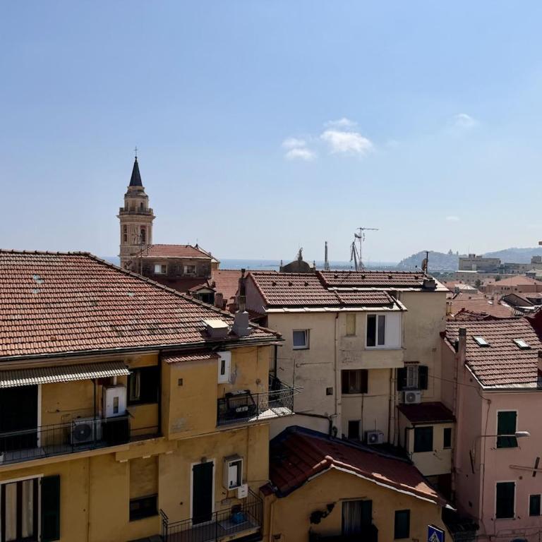 HOST4U IMperia MaAdel s Nest in the City Center - Appartamento con 2 Camere da Letto - 12