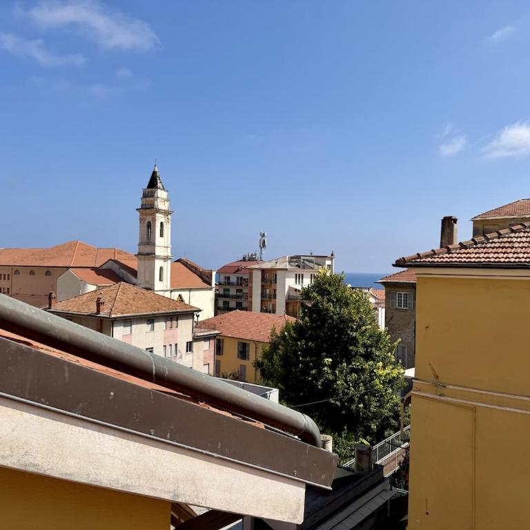 HOST4U IMperia MaAdel s Nest in the City Center - Appartamento con 2 Camere da Letto - 14