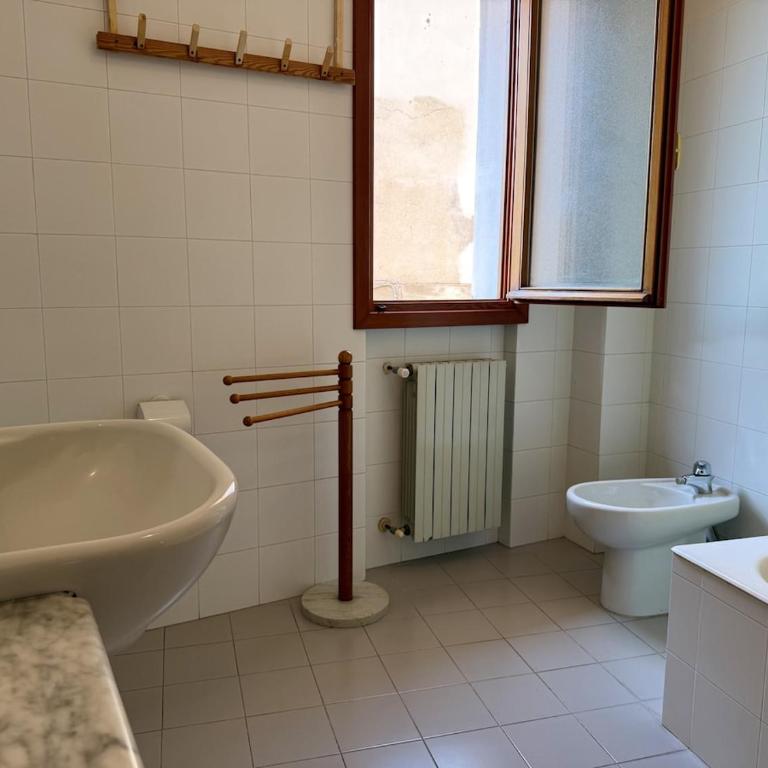 HOST4U IMperia MaAdel s Nest in the City Center - Appartamento con 2 Camere da Letto - 17