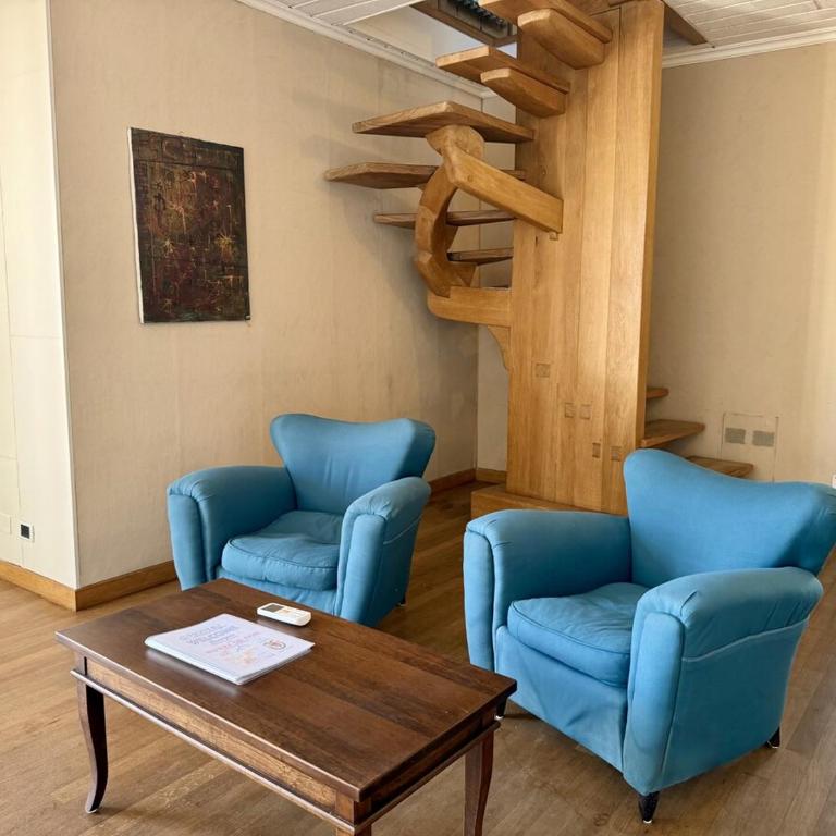 HOST4U IMperia MaAdel s Nest in the City Center - Appartamento con 2 Camere da Letto - 22