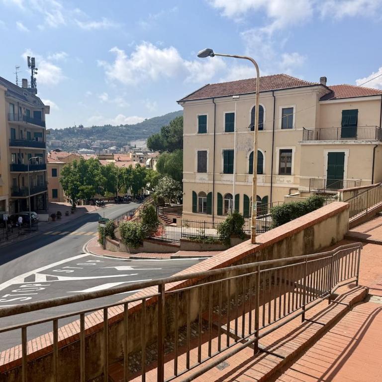 HOST4U IMperia MaAdel s Nest in the City Center - Appartamento con 2 Camere da Letto - 24